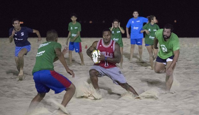 En Río de Janeiro cualquier se hace deporte a cualquier hora. AFP