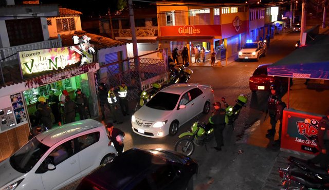 Durante el fin de semana se aumentaron los controles en el municipio de Los Patios. Dos establecimientos nocturnos fueron cerrados. Cortesía