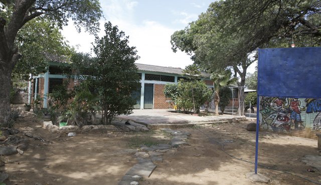 La Casa de la Juventud de Atalaya es utilizada por la noches por grupos juveniles de danza, cpoeira, entre otras expresiones artísticas. Juan Pablo Cohen