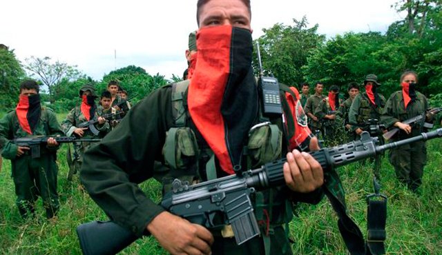 "El Eln ha reiterado que la paz solo será posible si se dan transformaciones estructurales de la sociedad y del Estado, donde el pueblo sea el protagonista", agregó la guerrilla. Archivo