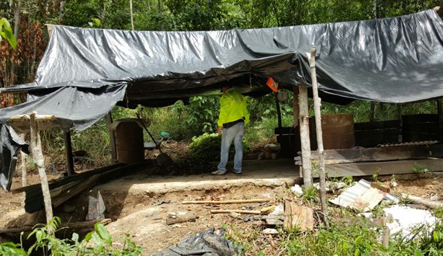 El laboratorio era usado para el procesamiento de base de coca. Suministrada