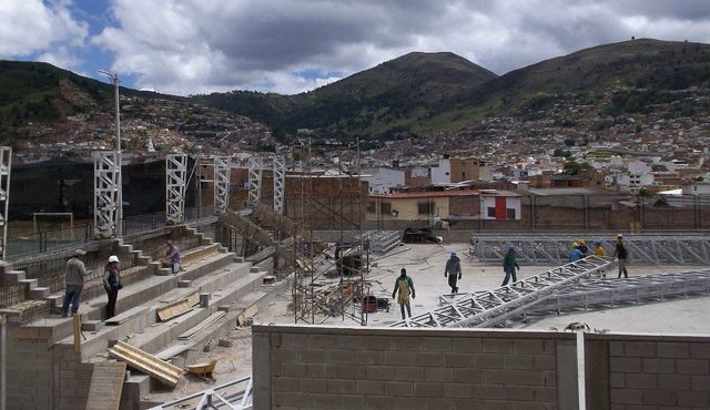 La obra avanza en el 65 por ciento y será entregada en las próximas semanas. Lo más complejo del proyecto será la instalación de la estructura y de la cubierta metálica. Roberto Ospino