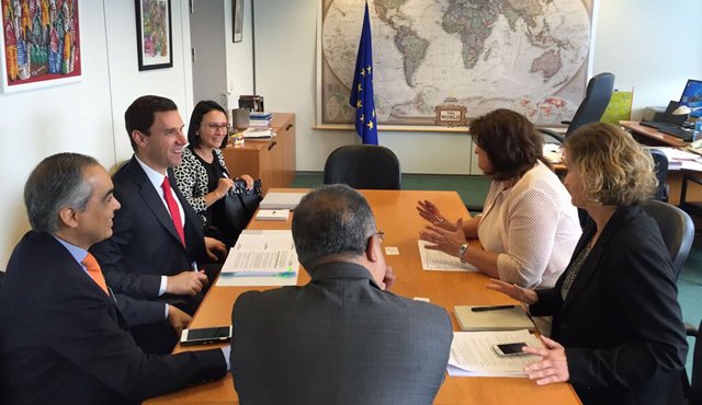 El viceministre de desarrollo rural, Juan Pablo Díaz Granados, adelantó una jornada de trabajo de alto nivel con Joliya Butkeviciene, directora para América Latina y el Caribe de la Dirección General para el Desarrollo y la Cooperación de la Unión Europea, junto a otros funcionarios. Cortesía