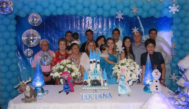 Ismael Torrado, Javier Cárdenas, Lorenzo Cárdenas, Diego Gutiérrez, Gloria Martínez, Julián Gutiérrez, Orlando Torrado, Josias Gutiérrez, Helena Mantilla, Rosa Rodríguez, Lina Torrado, Luciana Gutiérrez Torrado, Carol Torrado y Orlando Gil. Cortesía