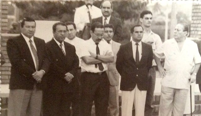 En la fotografía aparecen Álvaro Lagos Suárez, Iván Vila Casado, Rafael Eduardo Ángel Mogollón, entre otras personas. Archivo La Opinión