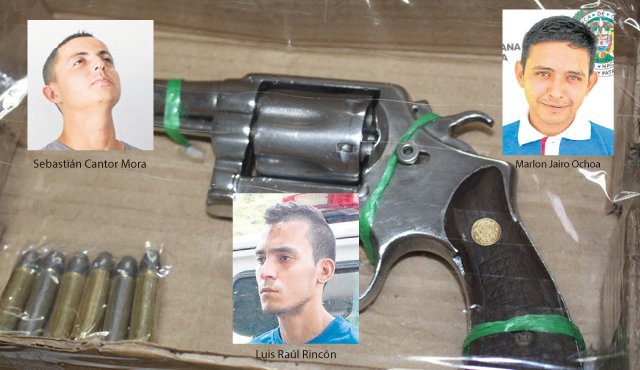 Los capturados fueron dejados a disposición de la Unidad de Reacción Inmediata (URI) de la Fiscalía. Policía