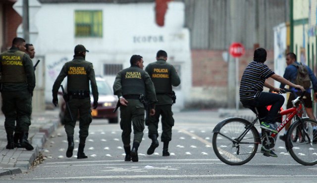 Los policías detenidos son un intendente y su conductor, un patrullero. Cortesía