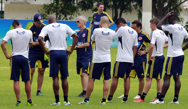 La selección colombiana deberá hacerse fuerte en Barranquilla ante Venezuela, y luego intentar sumar en Brasil, si quiere seguir en la pelea por un cupo para la próxima Copa del Mundo Rusia-2018. Colprensa