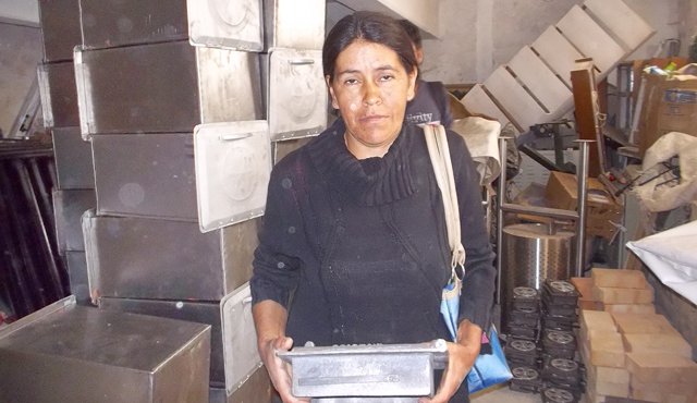 Los beneficiarios hacen parte de los niveles 1 y 2 del Sisben, por su condición económica nunca han cocinado con un tipo de estufas como las que están recibiendo. Roberto Ospino