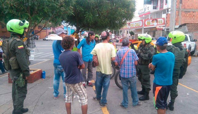 La Policía ha realizado controles permanentes en sitios donde es evidente la presencia de extranjeros trabajando. Cortesía