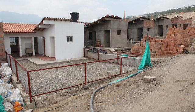 Cada día sin obras implicará la ampliación del tiempo de ejecución de los contratos de transporte escolar. Archivo