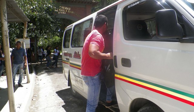 La empresa Cootranshacaritima y el Consejo Superior Estudiantil llegaron a un acuerdo para subsidiar los pasajes. Javier Sarabia