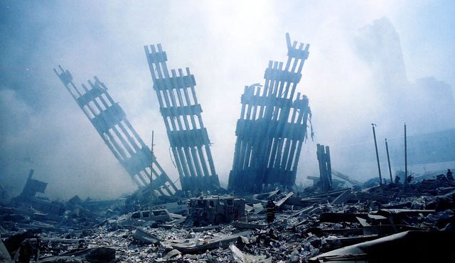 1.640 víctimas fueron identificadas. 75.000 sufren hoy, 15 años después, trastornos mentales y físicos. Archivo