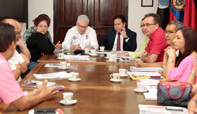 El pasado viernes se reunieron las autoridades de salud para conocer el informe técnico que hizo el Instituto Departamental de Salud (IDS) y que arrojó como resultado una crisis en el sistema de salud de la región. Cortesía