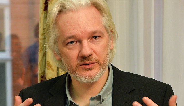 Assange vive en la embajada ecuatoriana desde 2012. Archivo