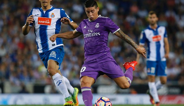 James Rodríguez marcó el primer gol dela victoria del Real Madrid. AFP