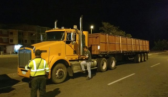 Los vehículos que ingresarían a Venezuela estaban habilitados por el Ministerio de Transporte de ambos países. Rodrigo Sandoval