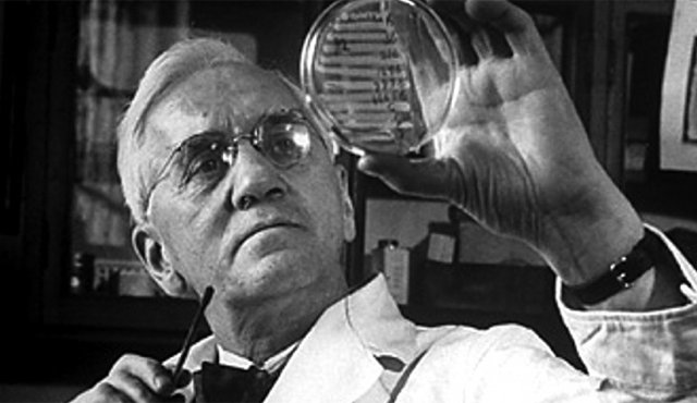 Fleming descubrió el antibiótico en 1928. Tomada de Internet