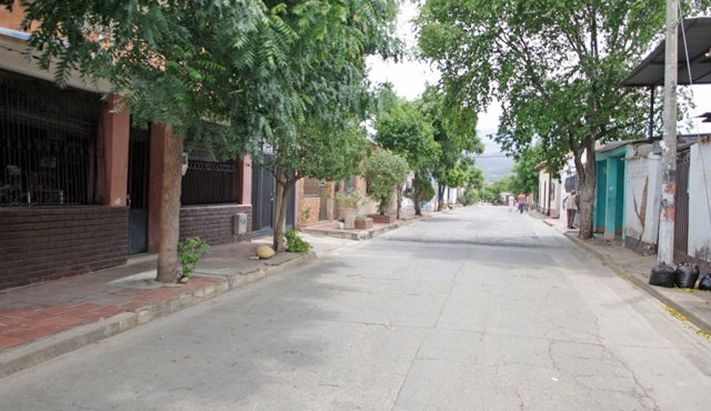 Calles pavimentadas y redes de acueducto y alcantarillado estrenan desde ayer 130 mil habitantes de Cúcuta. Orlando Carvajal