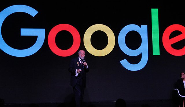 Este trato le daría al gigante de los motores de búsqueda una posición importante en el mercado de las redes sociales. Colprensa