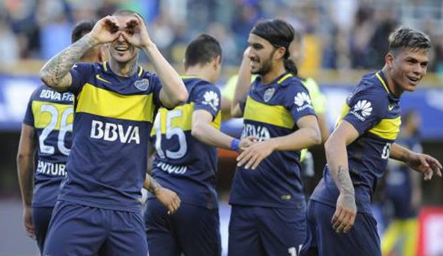 El antioqueño Sebastián Pérez se robó los elogios de los hinchas xeneizes. @BocaJrsOficial