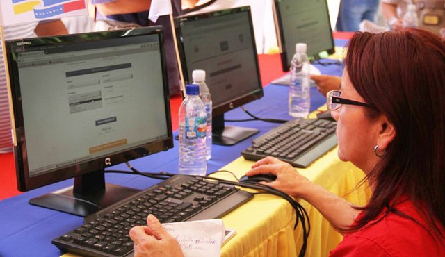 Las autoridades advirtieron a los interesados en obtener la tarjeta que antes de la expedición de la tarjeta se verificará si los datos suministrados son ciertos o no para entregarla. Edinsson Figueroa