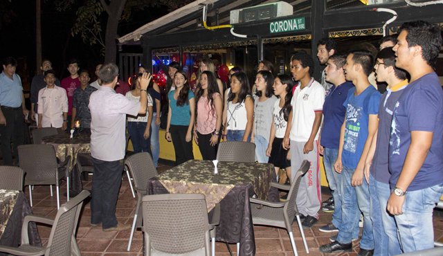 Los jóvenes dieron apertura al proyecto ‘El Boulevard Musical 2016’. Alfredo Estévez