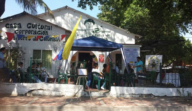En la casa cultural taller de títeres de Colombia se dieron cita artistas callejeros, estudiantes de la Universidad de Pamplona y la comunidad. Cortesía