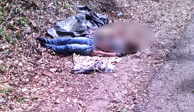 Los dos cadáveres fueron encontrados a un costado de la carretera en la vereda La Chinita. Las autoridades adelantan las investigaciones para esclarecer el hecho. La Opinión