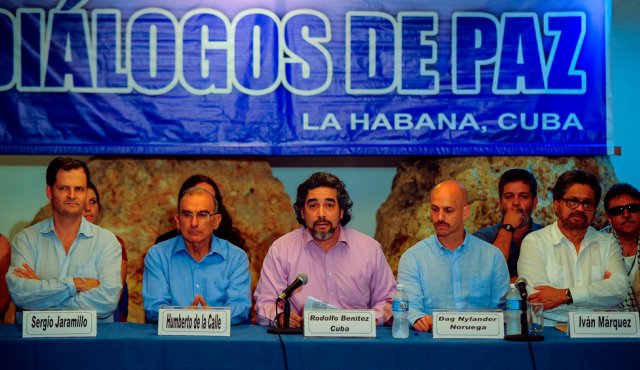 Las posibilidades de que las partes volvieran a la mesa a replantear algunos aspectos de los acuerdos no eran bien recibidas. Archivo