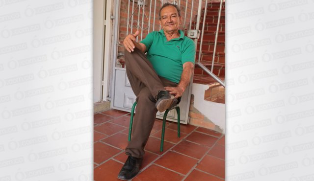 "Siempre he tenido vocación de servicio y todos los días busco cómo ayudar a mis viejos", expresó Eliécer Ramírez. César Obando