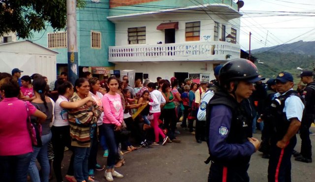 En el Cuartel de Prisiones de Politáchira hay cerca de 400 privados de libertad, acotó la ministra Varela. Cortesía