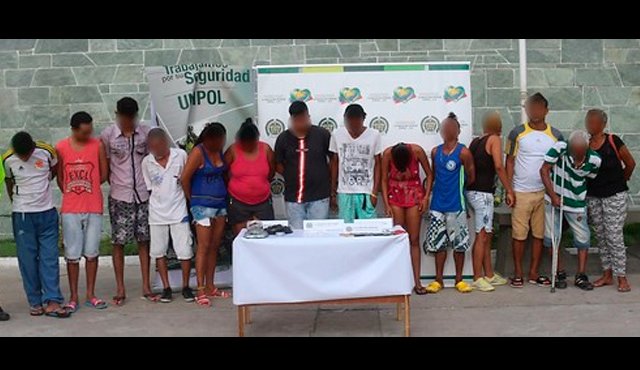 Policía captura a 14 miembros de una familia en Cartagena que harían parte de banda dedicada al expendio de drogas. Colprensa