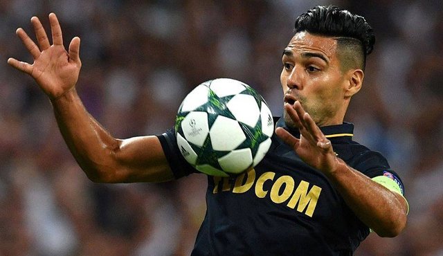 Radamel Falcao tuvo un buen inicio de temporada y anotó tres goles en seis partidos. Archivo