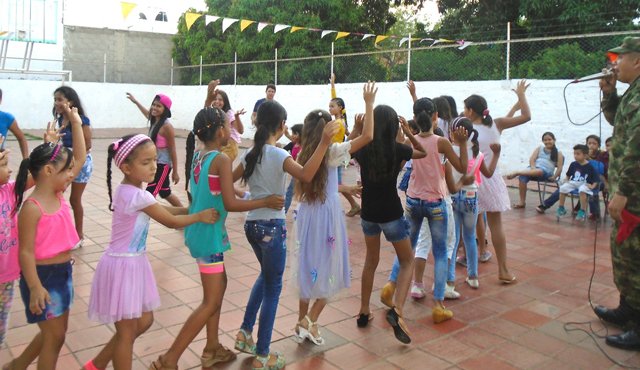 Niños en la escuelita Luis Enrique Ávila en el municipio Los Patios. Cortesía