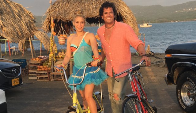 Carlos Vives y Shakira cantarán "La Bicicleta". Archivo