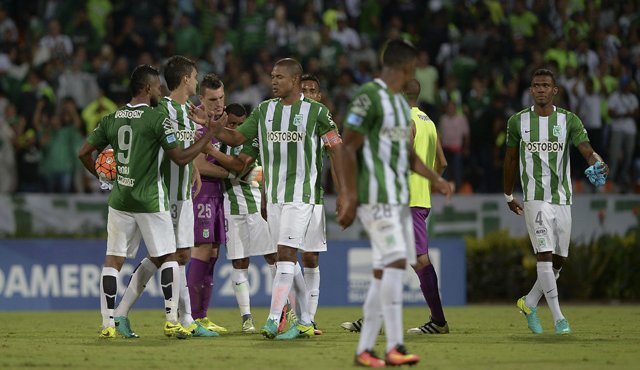 La vuelta de las semifinales se jugarán el 23 y 24 de noviembre, tras una pausa obligada por las fechas 11 y 12 de la clasificatoria sudamericana al Mundial Rusia-2018. Archivo