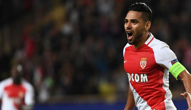 Radamel Falcao anotó dos goles en el juego de este miércoles del Mónaco frente al CSKA de Moscú. AFP