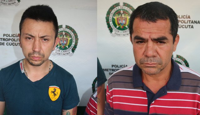 Los ladrones habían forzado la puerta de la entrada de la vivienda en la que fueron detenidos cuando salían con el botín. Cortesía