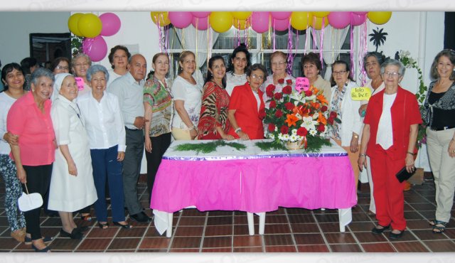 En el evento estuvieron presentes las exalumnas del colegio La Presentación. Leo Mantilla