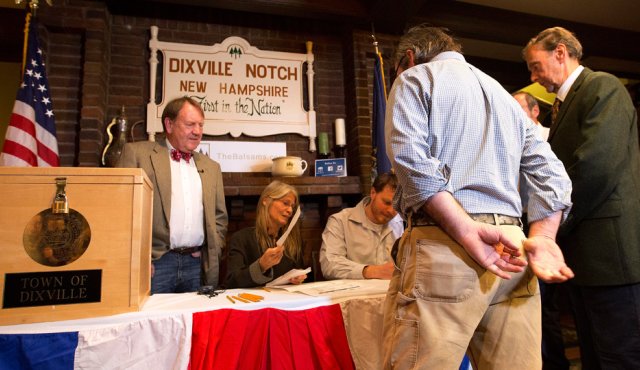 De cara a 2017, el Congreso enfrena una remesa de leyes presupuestarias. AP