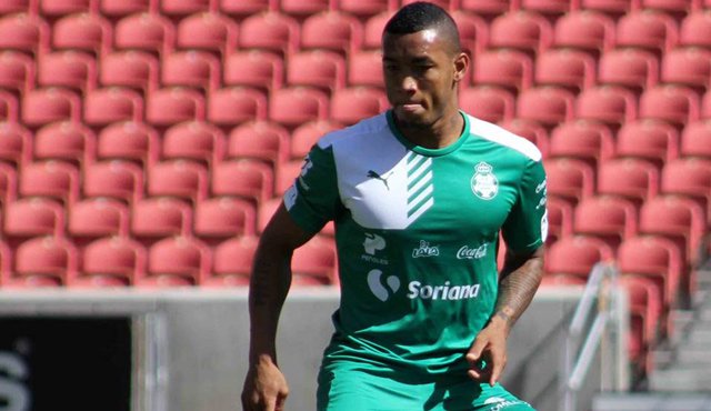 Hinestroza, de 26 años, fue uno de los refuerzos del equipo mexicano para el torneo que cierra su etapa regular el fin de semana. El Siglo de Torreón
