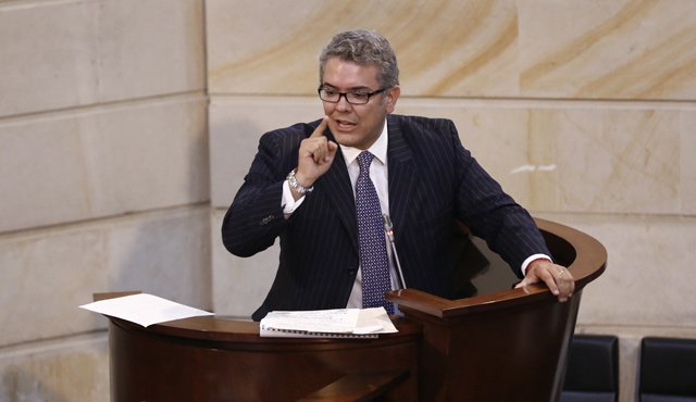 El senador Iván Duque, delegado del Centro Democrático para la construcción del nuevo acuerdo de paz, es uno de los invitados. Archivo