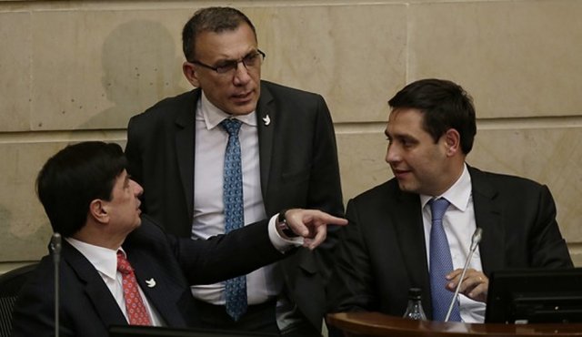 Estos debates, ha explicado el presidente del Congreso, Mauricio Lizcano, no tendrán un tiempo límite y contarán con la presencia de los sectores del ‘No’ así como con espacios de intervención para todos los partidos. Colprensa