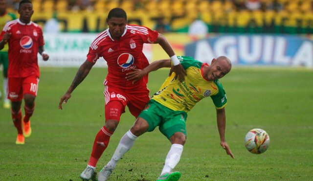Los hecho de vandalismo que protagonizaron los aficionados del Real Cartagena en el partido contra el América le significaron una sanción al equipo de La Heróica. Colprensa