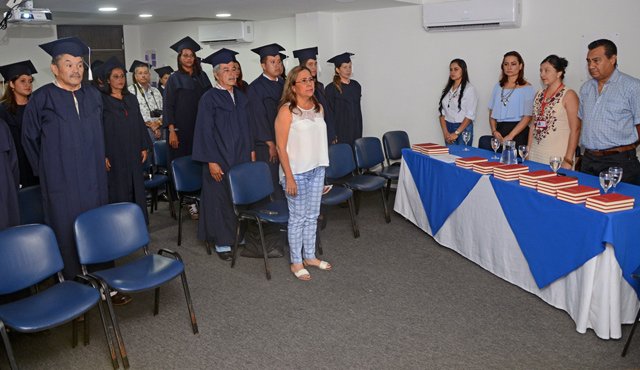 Luego de cuatro meses, 32 personas de Juan Frío en Villa del Rosario, víctimas del conflicto, se graduaron en Derechos Humanos y Construcción de Paz. Rodrigo Sandoval