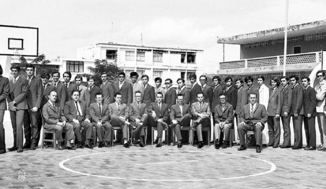 Promoción de 1971. Archivo La Opinión