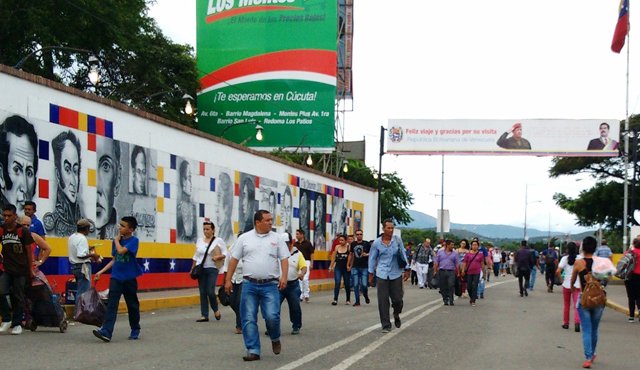 El dólar paralelo en Venezuela subió 39,2% en una semana. Eilyn Cardozo