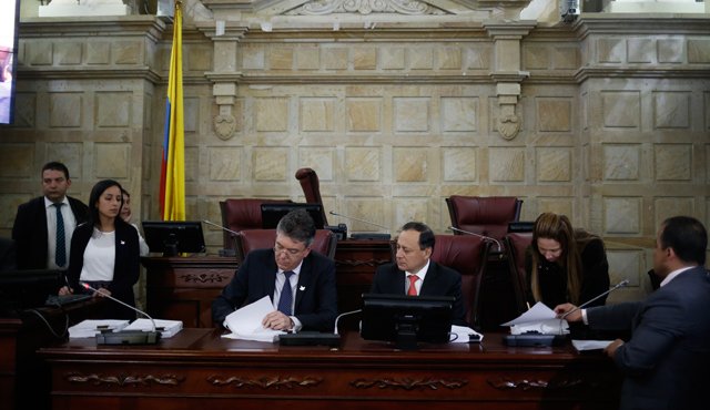 Mauricio Cárdenas, ministro de Hacienda y Crédito Público, lidera el proyecto que busca su aprobación en el Congreso. Colprensa