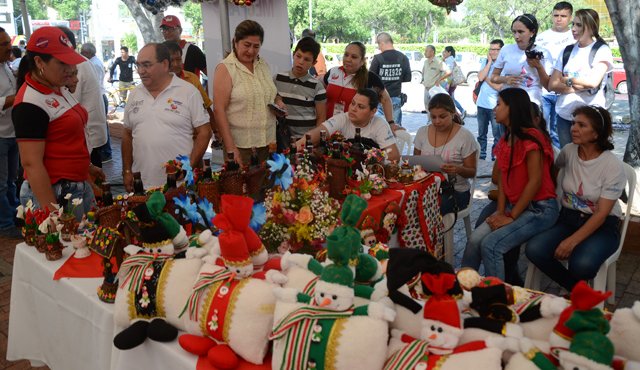 Las mujeres de las asociaciones de 10 municipios de la región se capacitaron en muñequería, panadería y asociatividad gracias al programa Mujeres Emprendedoras y Constructoras de Paz. Rodrigo Sandoval